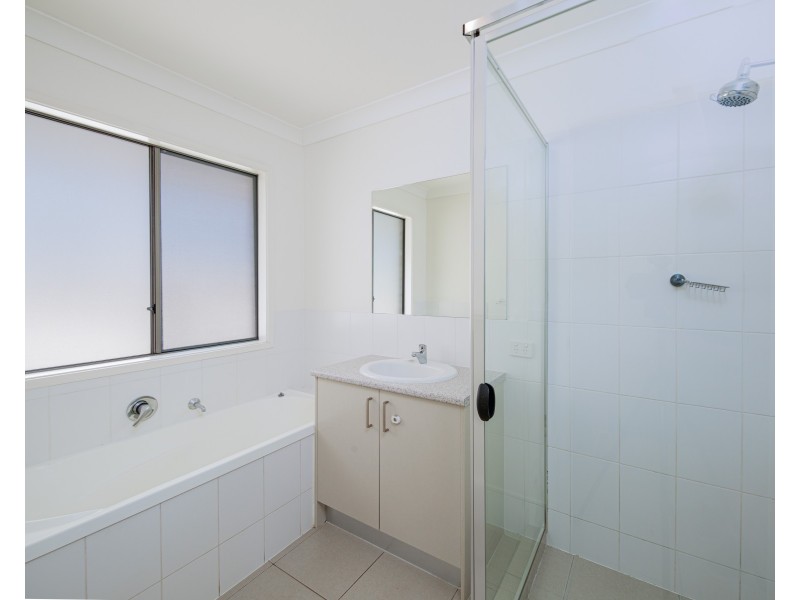 54 Goldenwood Crescent, Fernvale QLD 4306