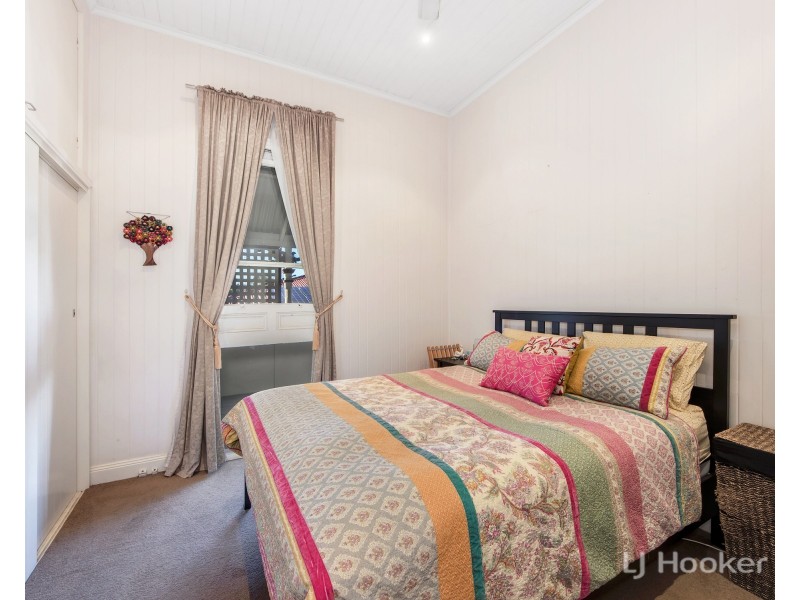 116 Robertson Road, Eastern Heights QLD 4305