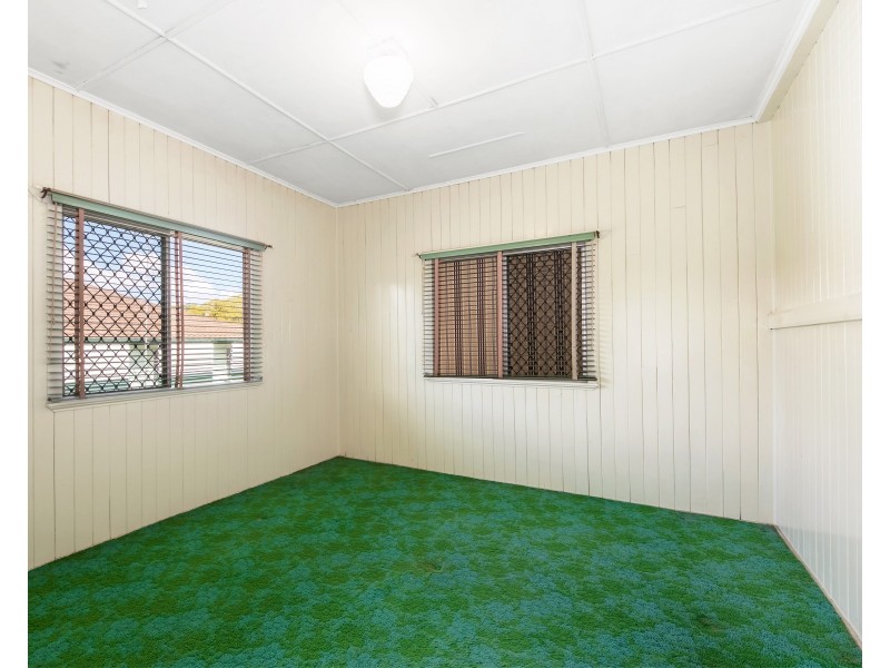 106 John St, Rosewood QLD 4340