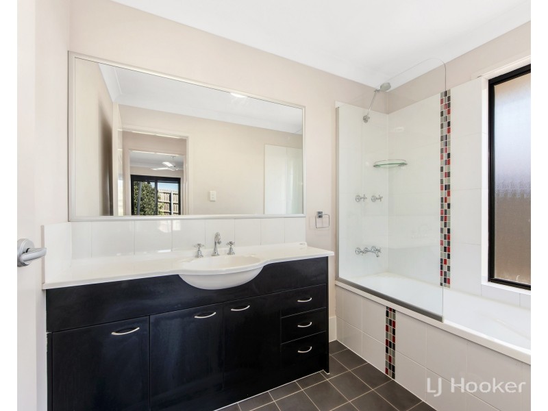 30 Turquoise Crescent, Springfield QLD 4300