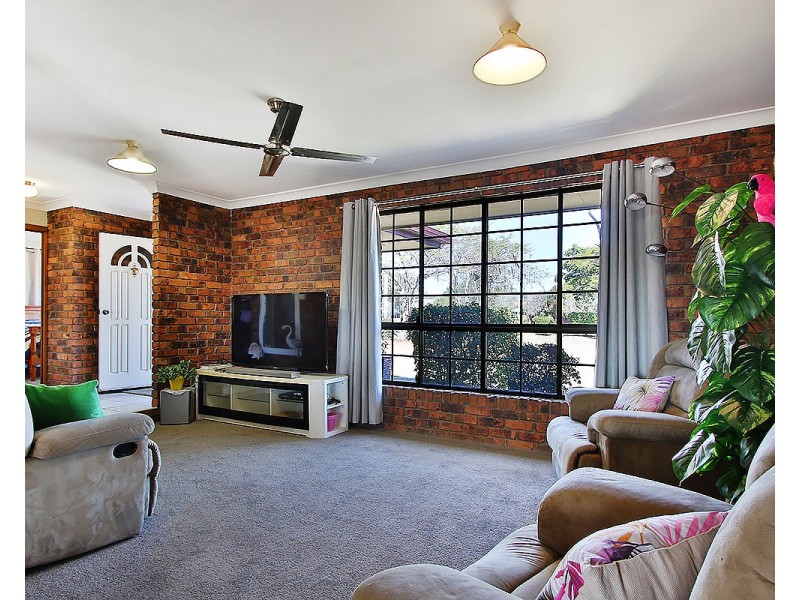 22 Shannon Rd, Lowood QLD 4311