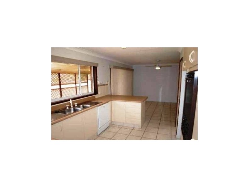 2 Sellars st, Karana Downs QLD 4306