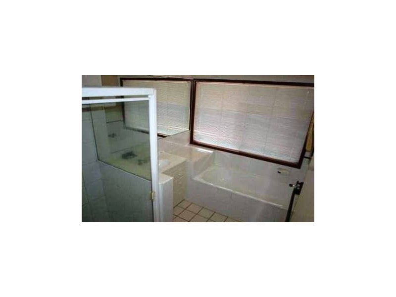 2 Sellars st, Karana Downs QLD 4306