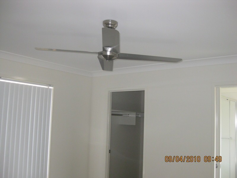 14 Pleasant Drive, Redbank Plains QLD 4301