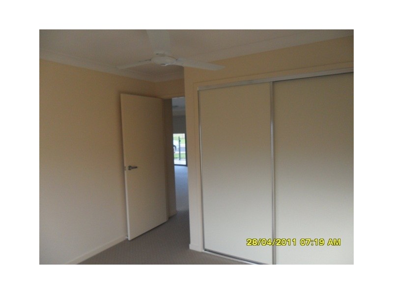 1/26 Sandpiper Street, Lowood QLD 4311
