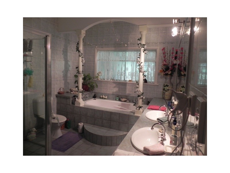 48 Steinhardt, Lowood QLD 4311