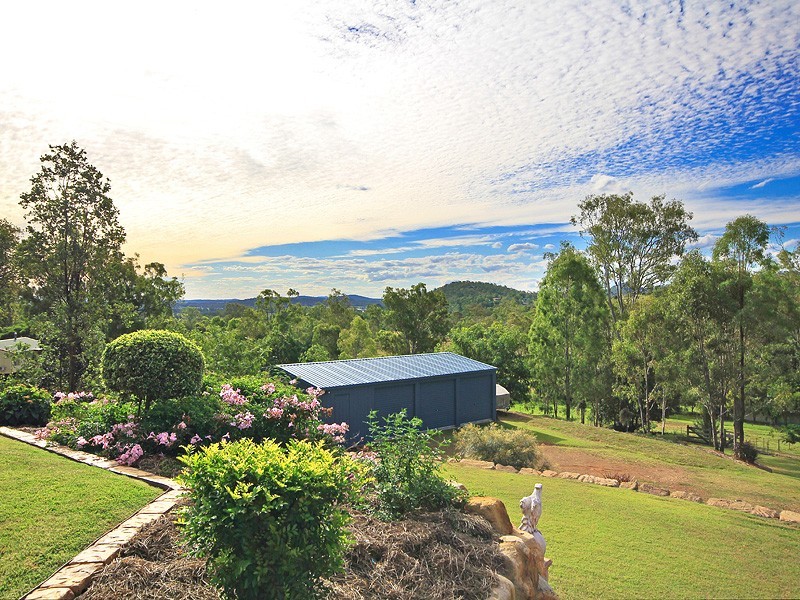 8 Aspera, Fernvale QLD 4306