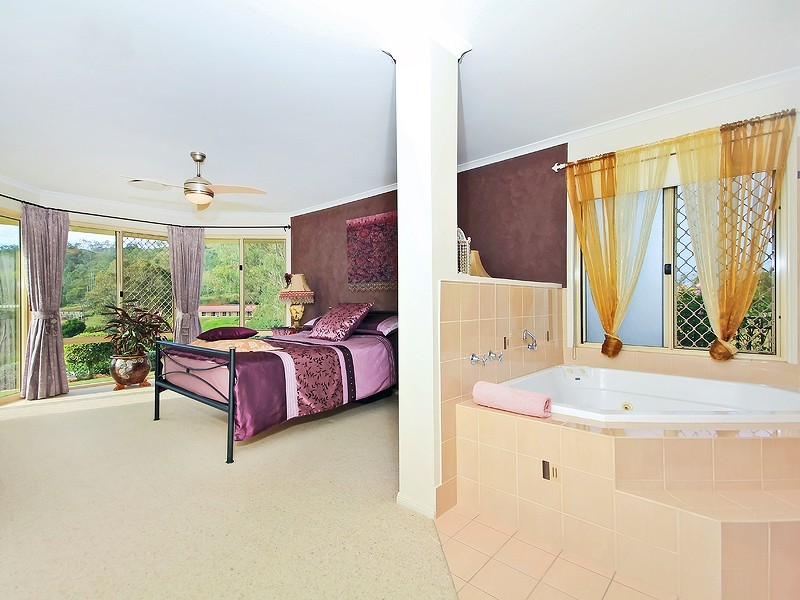 8 Aspera, Fernvale QLD 4306