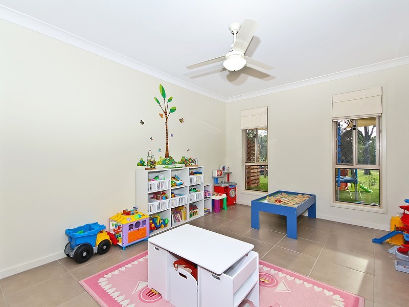 22 Robyn Terrace, Fernvale QLD 4306