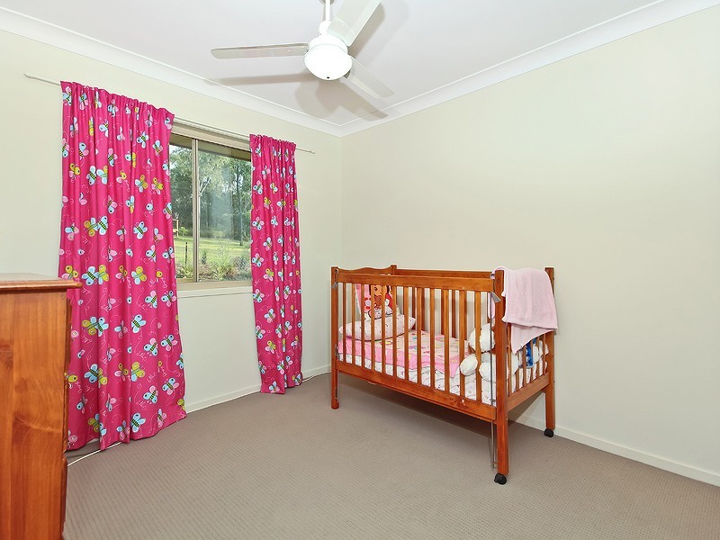 22 Robyn Terrace, Fernvale QLD 4306