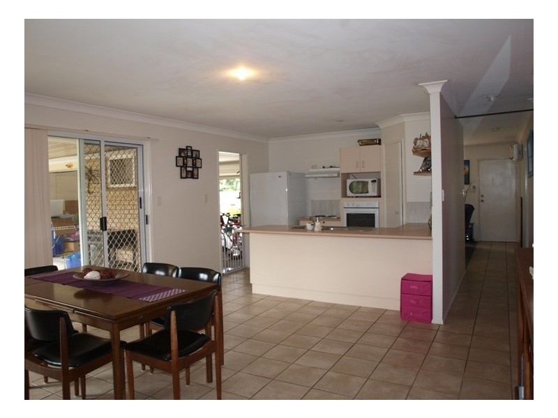 381 South Station Road, Raceview QLD 4305