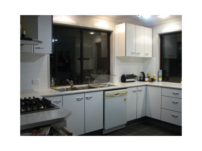 13 Ogilvie Street, Bundamba QLD 4304