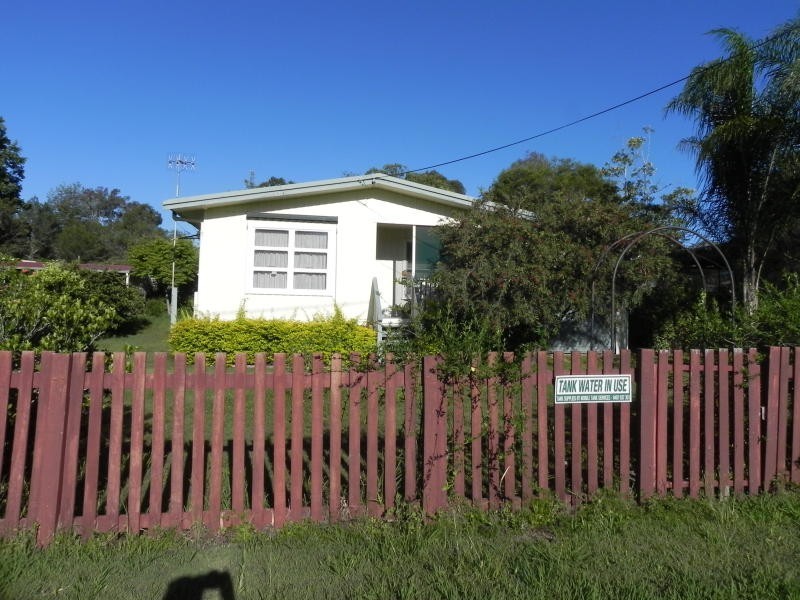 14 Short Street, Esk QLD 4312