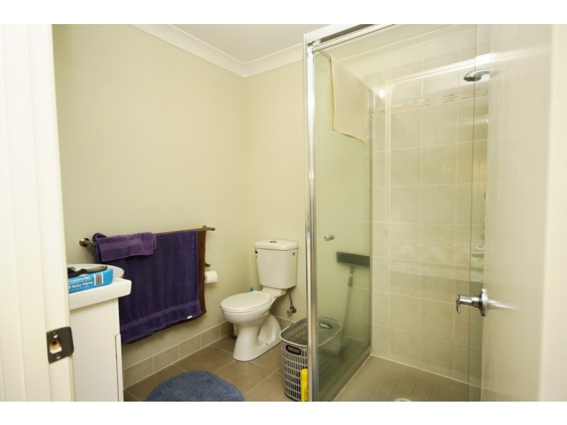 2/86 Titmarsh Cct, Fernvale QLD 4306