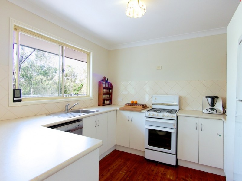 68 Beeston Drive, Fernvale QLD 4306