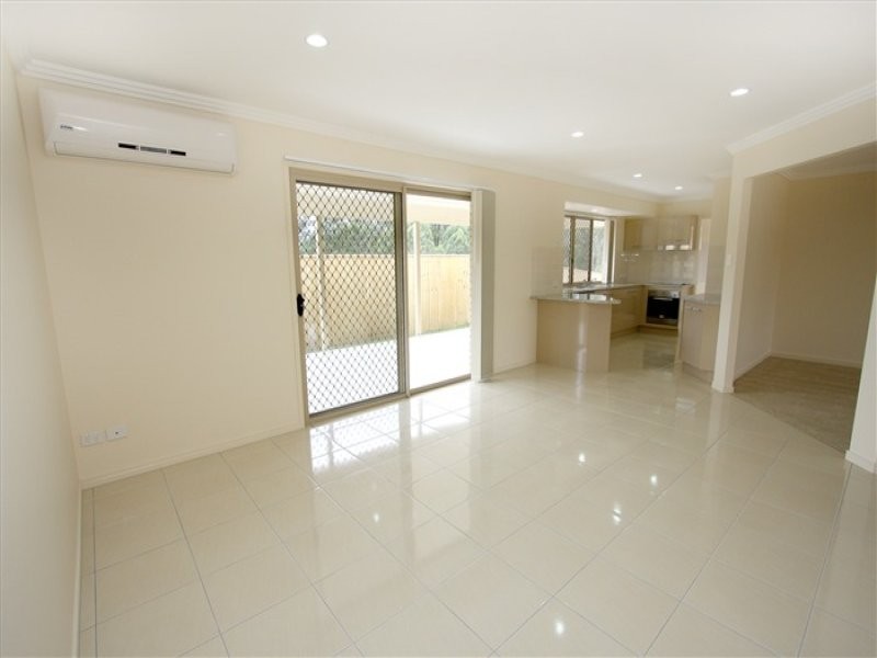 1013 Honeywood Drive, Fernvale QLD 4306