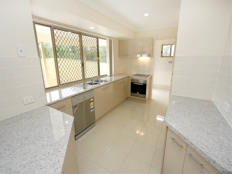 1013 Honeywood Drive, Fernvale QLD 4306