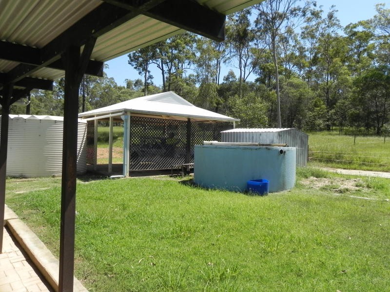 20 York Court, Mount Hallen QLD 4312