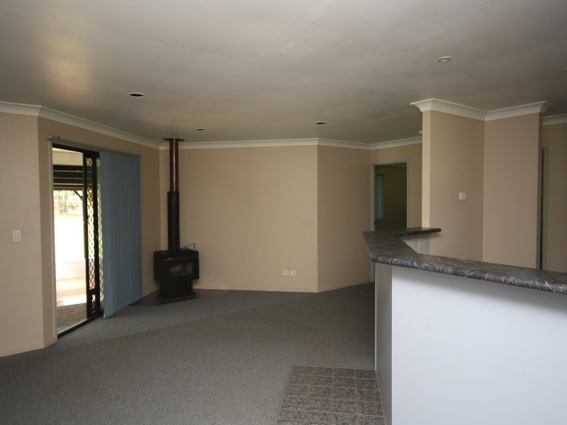 20 York Court, Mount Hallen QLD 4312