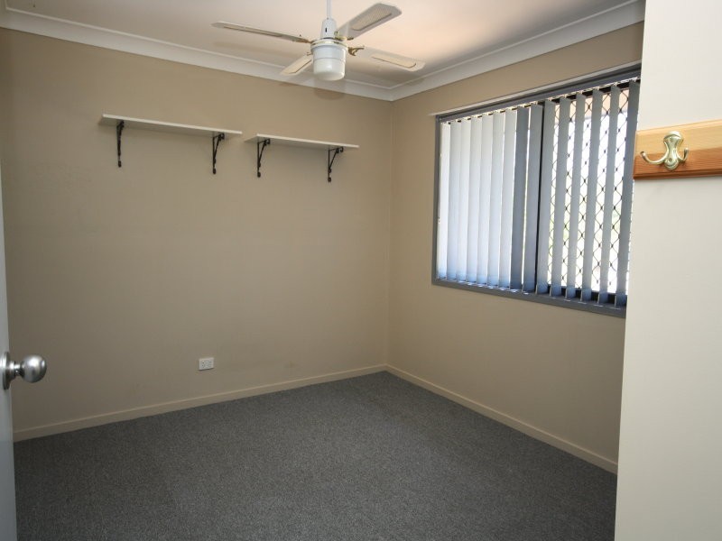 20 York Court, Mount Hallen QLD 4312