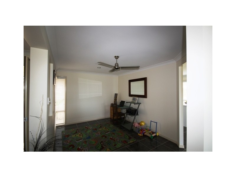 15 Truscott Court, Fernvale QLD 4306