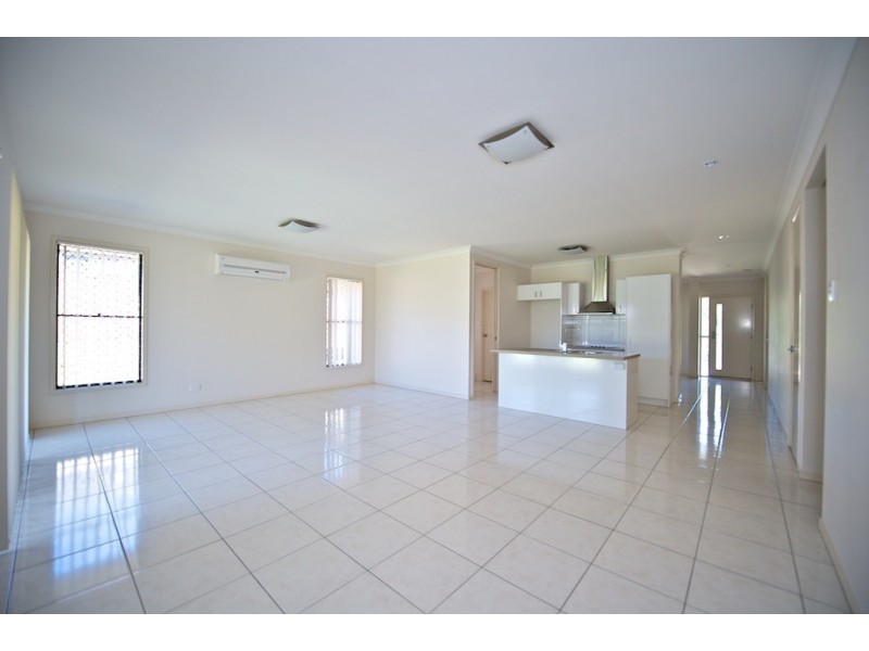 6 Bolingbroke Street, Fernvale QLD 4306