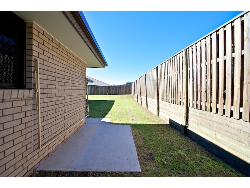 6 Bolingbroke Street, Fernvale QLD 4306