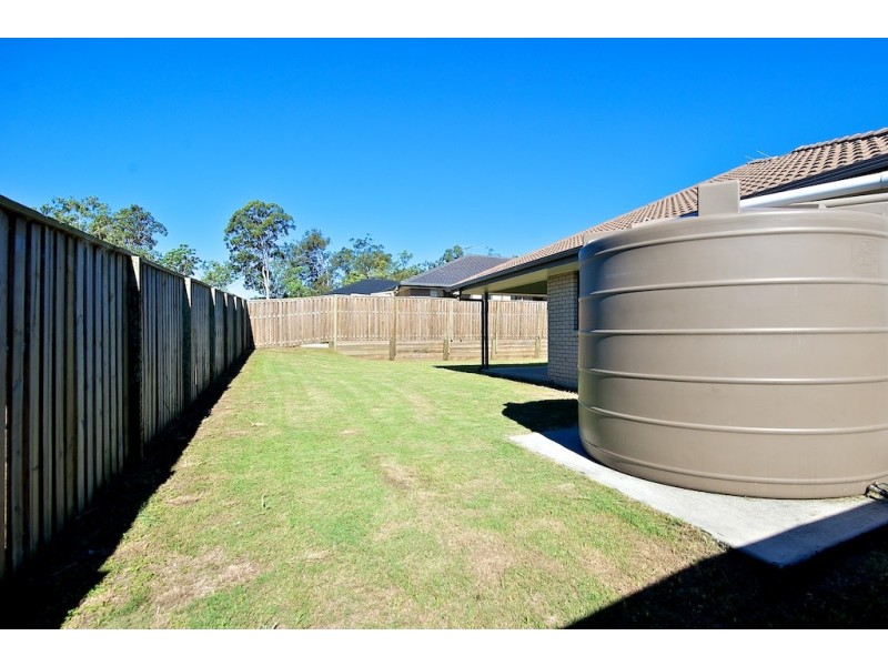 6 Bolingbroke Street, Fernvale QLD 4306