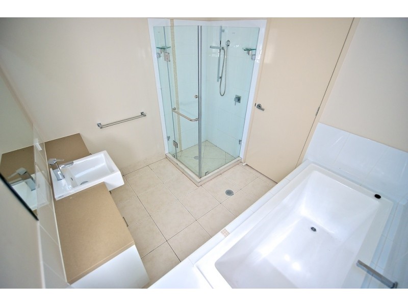 6 Bolingbroke Street, Fernvale QLD 4306