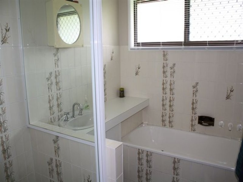 1366 Pine Mountain Road, Pine Mountain QLD 4306