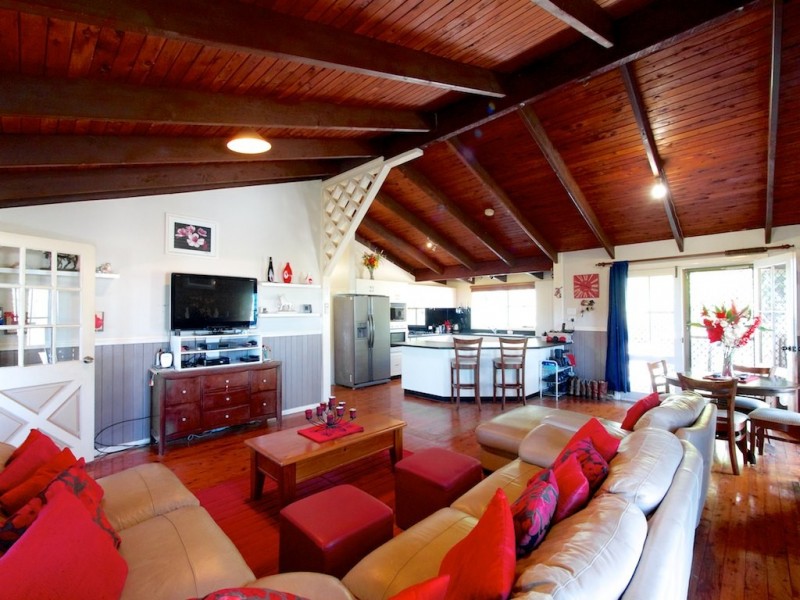 61 Strasburgs Road, Lark Hill QLD 4306