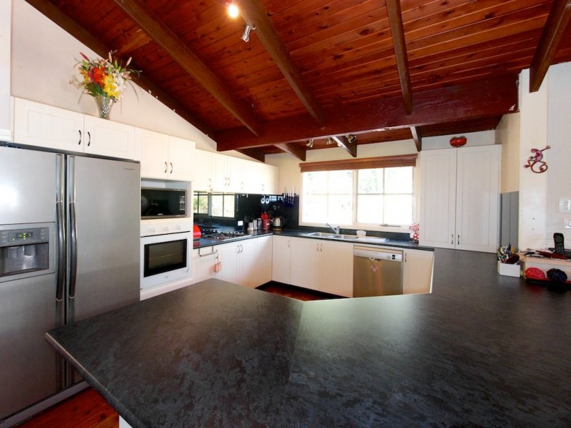 61 Strasburgs Road, Lark Hill QLD 4306