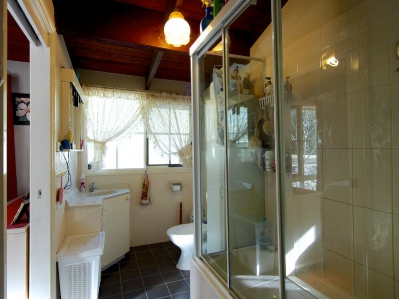 61 Strasburgs Road, Lark Hill QLD 4306