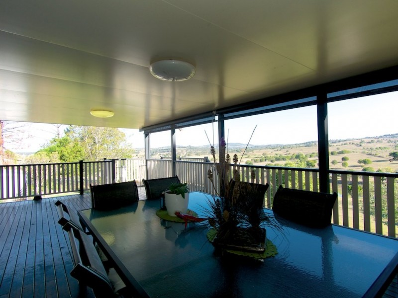 61 Strasburgs Road, Lark Hill QLD 4306