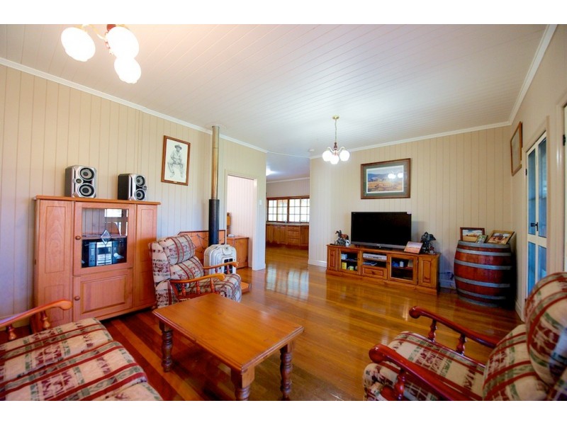 306 England Creek Road, England Creek QLD 4306
