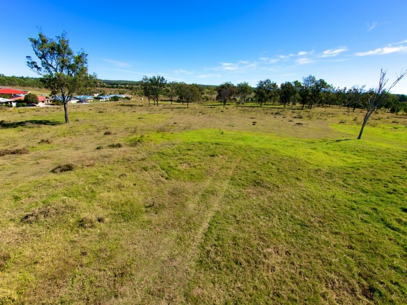 55 Clarendon Road, Lowood QLD 4311