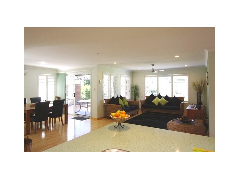 16 Macadamia Drive, Lowood QLD 4311