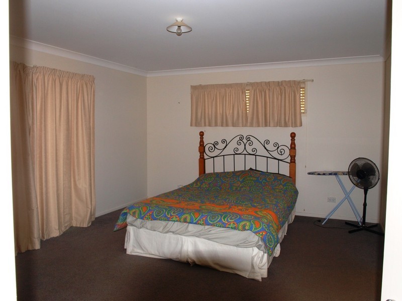 105 Coramandel, Ironbark QLD 4306