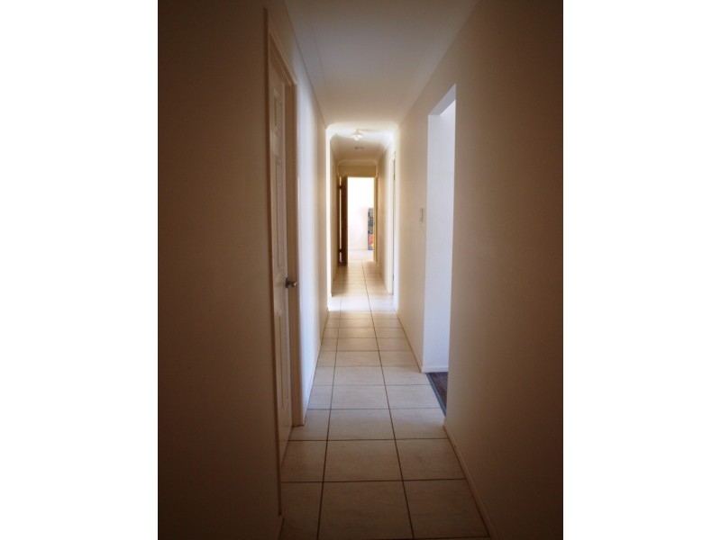 105 Coramandel, Ironbark QLD 4306