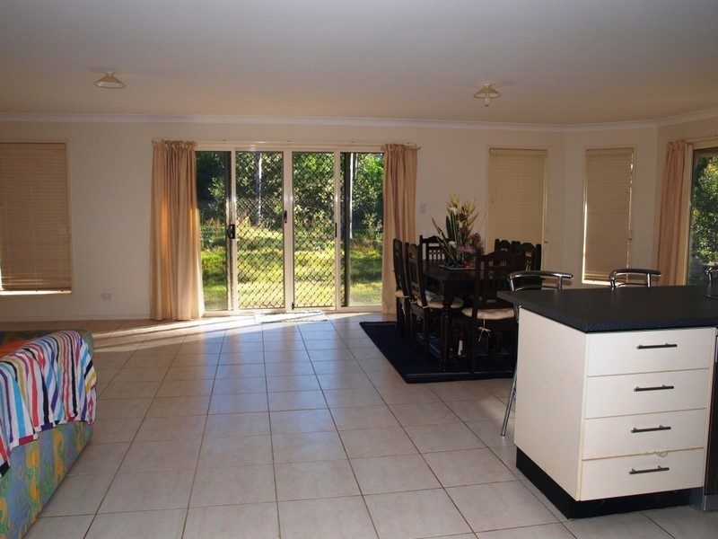 105 Coramandel, Ironbark QLD 4306