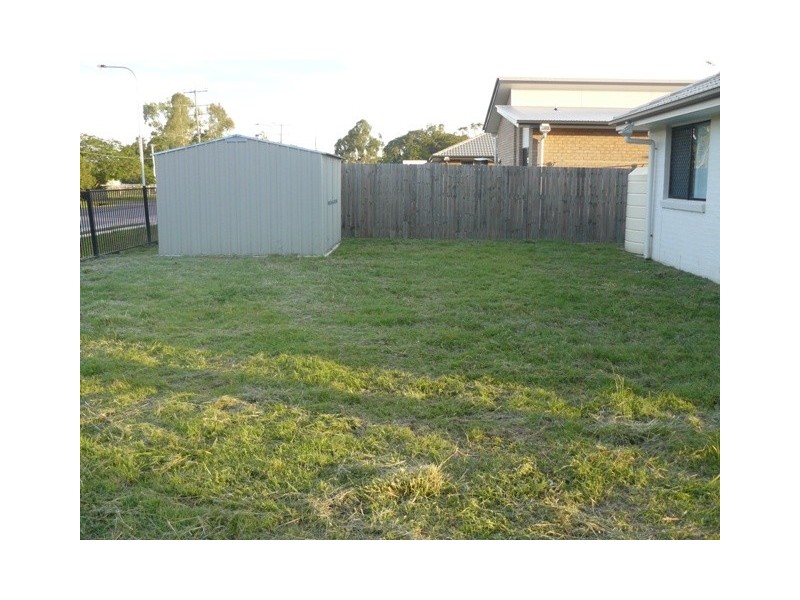 13 nixon st, North Booval QLD 4304