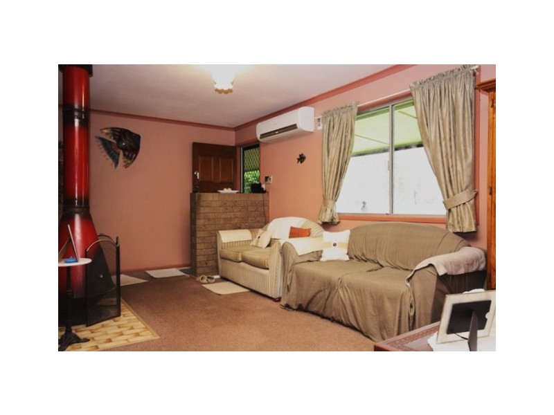 27 Cloake Street, Coominya QLD 4311