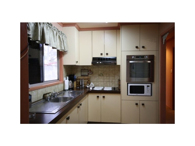 27 Cloake Street, Coominya QLD 4311