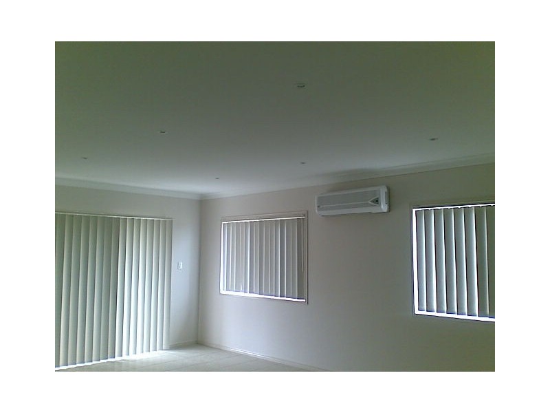 1/1 Heron Street, Lowood QLD 4311