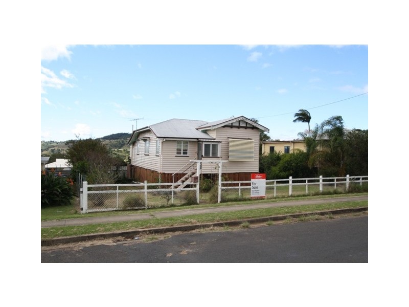 154 Main Street, Lowood QLD 4311