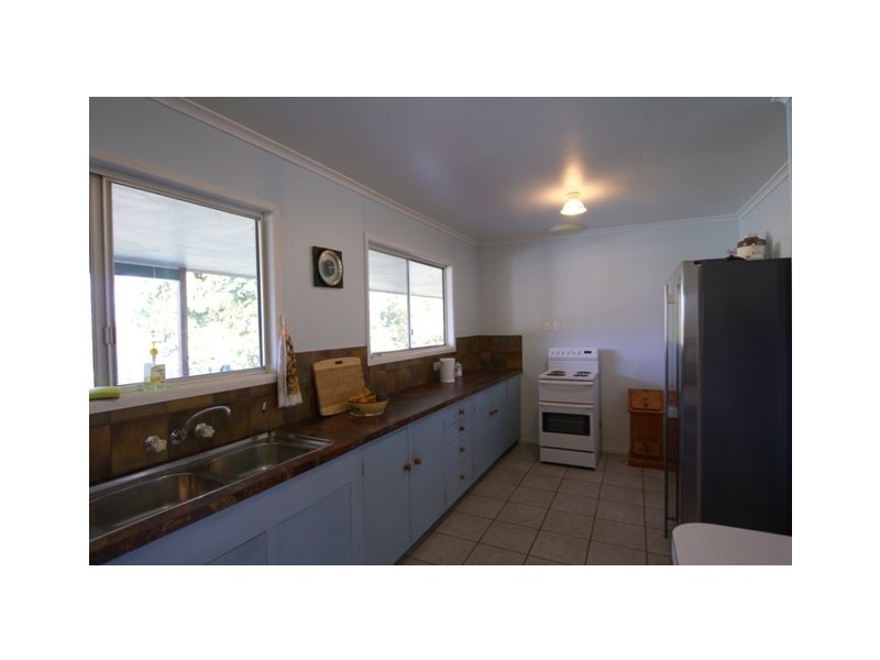 53 Randalls Road, Fairney View QLD 4306