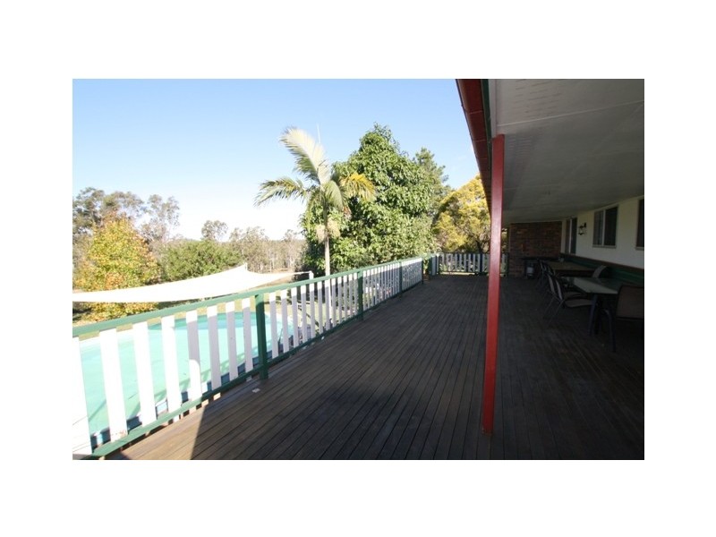 53 Randalls Road, Fairney View QLD 4306