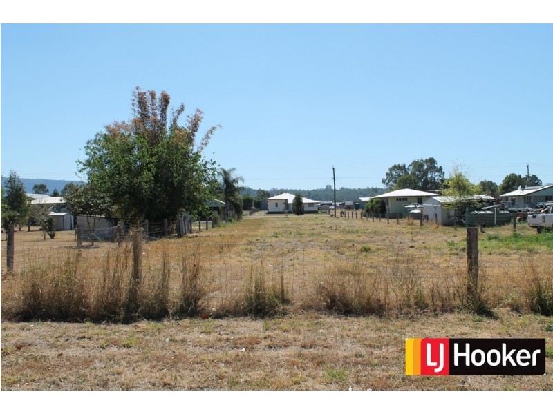 31 Gipps St, Calvert QLD 4340