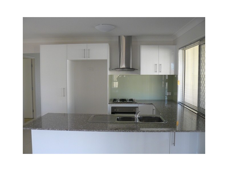 11 Biella Court, Leichhardt QLD 4305