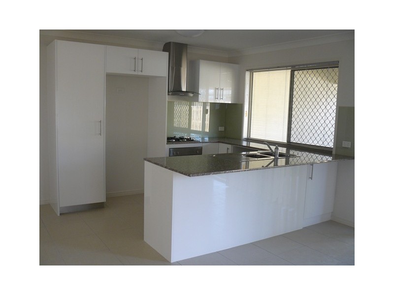 11 Biella Court, Leichhardt QLD 4305